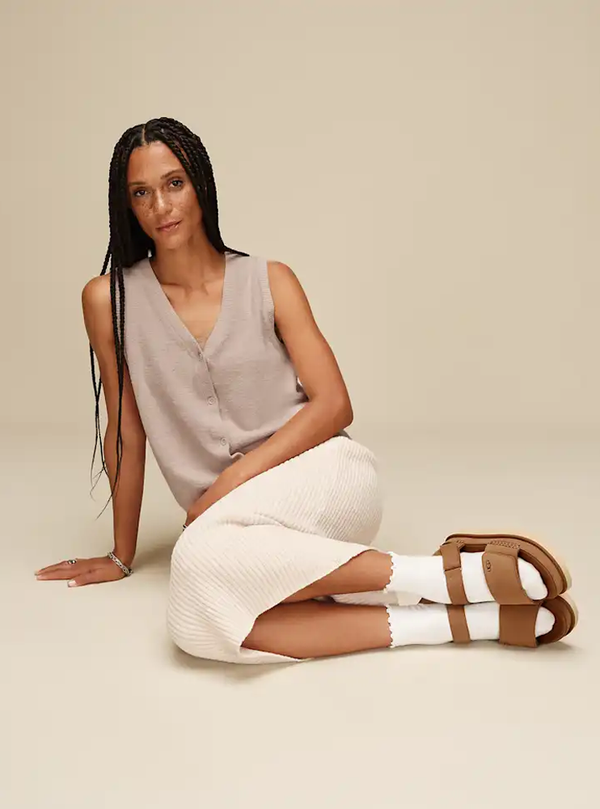 Goldenstar Women's Suede Sandals – Chestnut 5.5 | Lastorai
