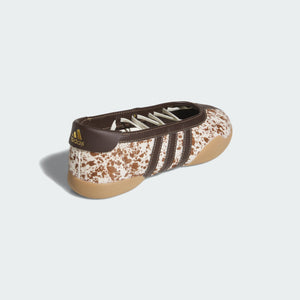 Taekwondo Mei Women's Trainers – Cream White / Cream White / Gum 7 | Lastorai