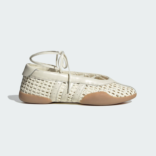 Taekwondo Mei Women's Trainers – Cream White / Cream White / Gum 2.5 | Lastorai