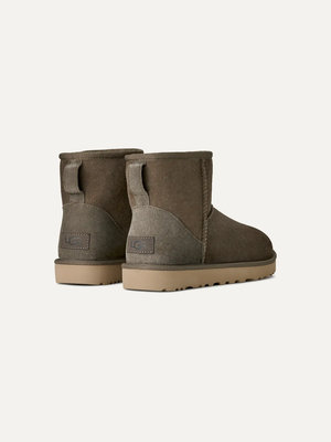 Classic Mini II Women's Sheepskin Boots – Dark Indigo 4 | Lastorai