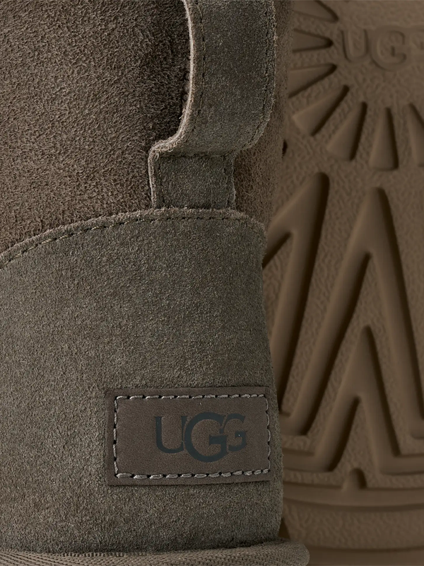 Classic Mini II Women's Sheepskin Boots – Dark Indigo 4.5 | Lastorai