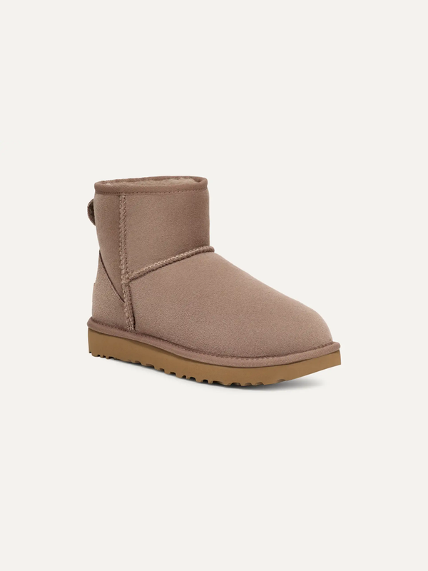 Classic Mini II Women's Sheepskin Boots – Black 6.5 | Lastorai