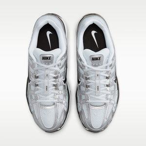 Nike P6000 – Metallic Summit White 7.5 | Lastorai