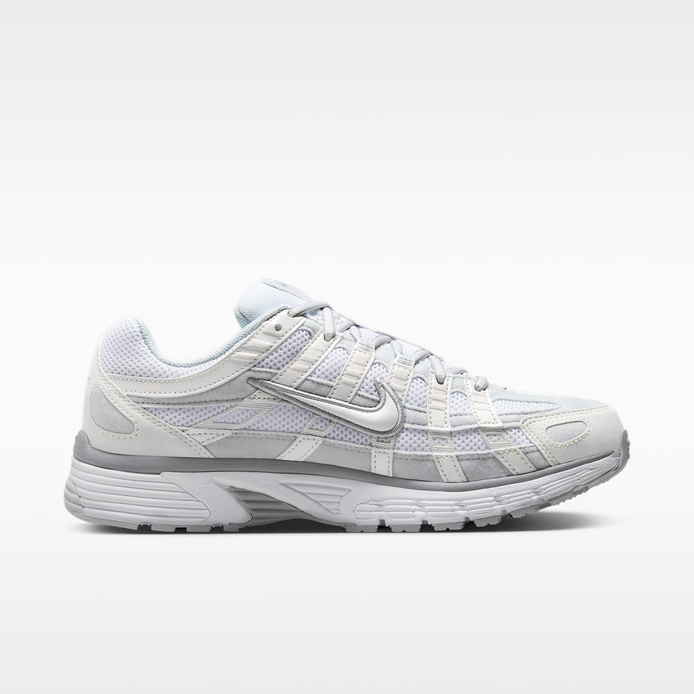 Nike P6000 – Metallic Summit White 2.5 | Lastorai