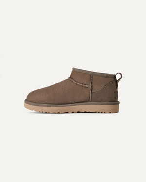 Classic Ultra Mini Women's Boots – Sand 7.5 | Lastorai